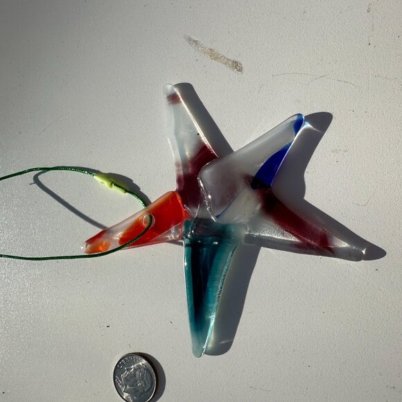 #1524 5 PT STAR RED WHT GREEN STAR ORNAMENT / SUNCATCHER - Picture 7 of 9